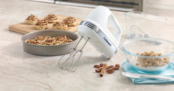 POWER ADVANTAGE® PLUS 9 SPEED HAND MIXER WITH STORAGE CASE